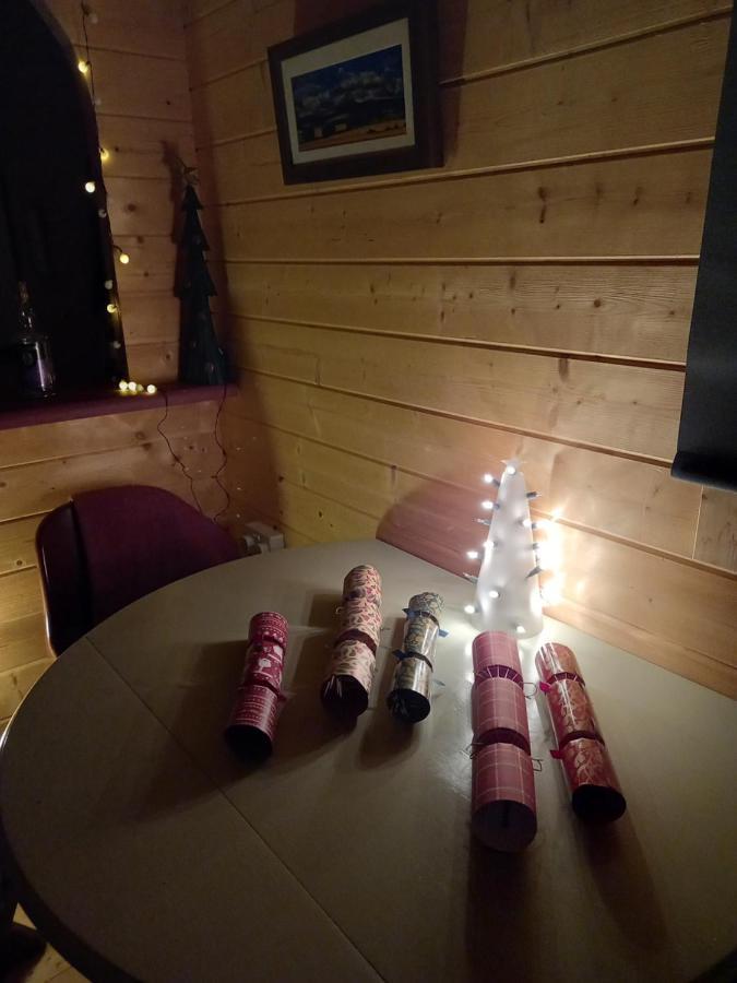 Springbank Cabin Insch Extérieur photo